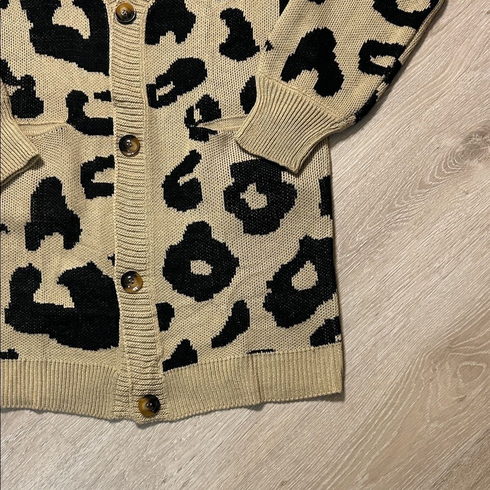 BTFBM Tan and Black Leopard V Neck Long Cardigan with Pockets - Picture 4 of 8